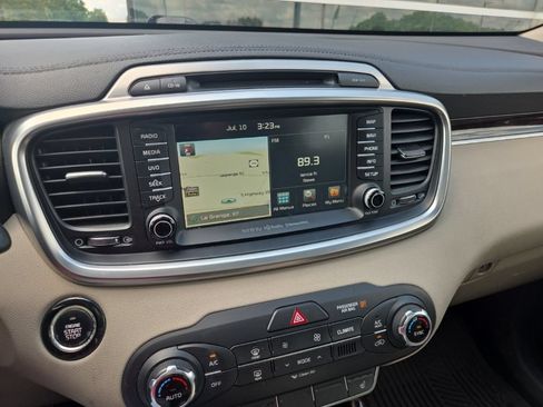 Used 2016 Kia Sorento EX w/ EX Touring Package FWD image 10