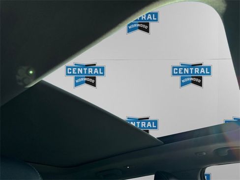 Certified 2023 Jeep Grand Cherokee Limited image 12