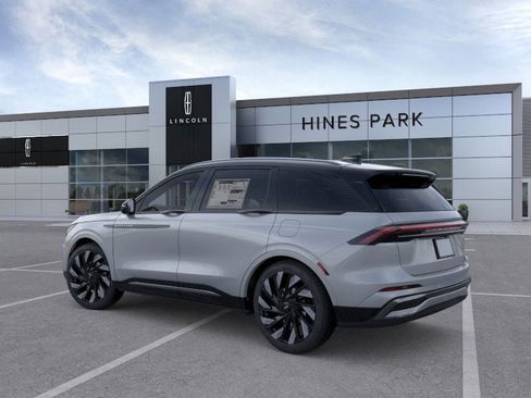 New 2026 Lincoln Nautilus Reserve w/ Jet Appearance Package image 4