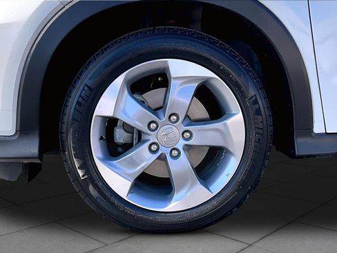 Used 2017 Honda HR-V LX image 10