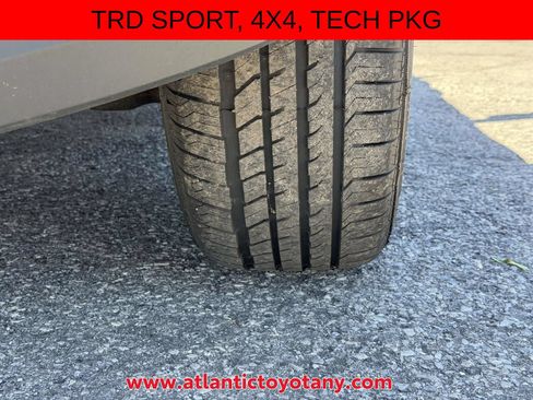 Used 2023 Toyota Tacoma TRD Sport w/ Advanced Technology Package AWD/4WD image 15