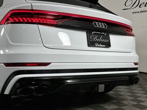 Used 2019 Audi Q8 Premium Plus w/ Premium Plus AWD/4WD image 27