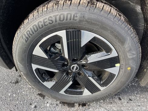 New 2026 Nissan Kicks SV w/ Cold Weather Package image 23