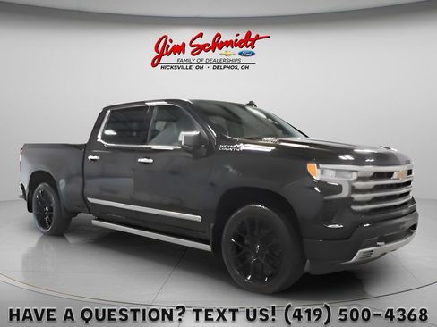 Used 2024 Chevrolet Silverado 1500 High Country w/ Technology Package AWD/4WD image 1