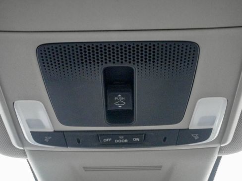 Used 2025 Honda CR-V EX image 25