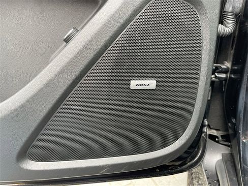 Certified 2023 Chevrolet Traverse LT w/ LT Premium Package image 24