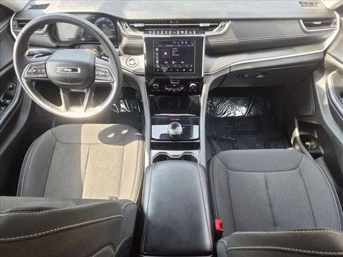 Used 2023 Jeep Grand Cherokee L Laredo AWD/4WD image 21