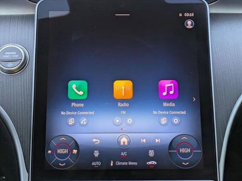 Used 2025 Mercedes-Benz C 300 Sedan image 13