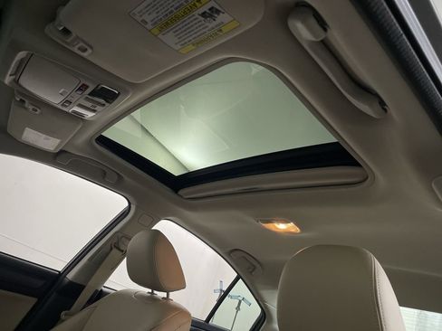 Used 2016 Subaru Legacy 2.5i Limited image 19