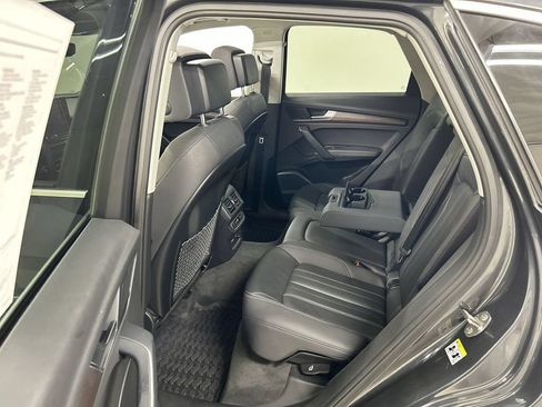 Used 2021 Audi Q5 2.0T Premium Plus w/ Premium Plus Package AWD/4WD image 21