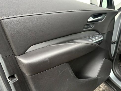 Certified 2024 Cadillac XT4 Premium Luxury image 15