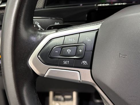 Used 2024 Volkswagen Atlas Peak Edition SE image 22