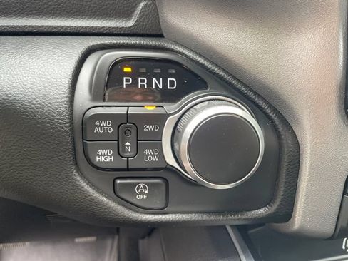 Used 2025 RAM 1500 Big Horn AWD/4WD image 37
