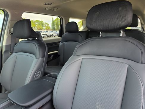 New 2026 Kia EV9 Light RWD image 23