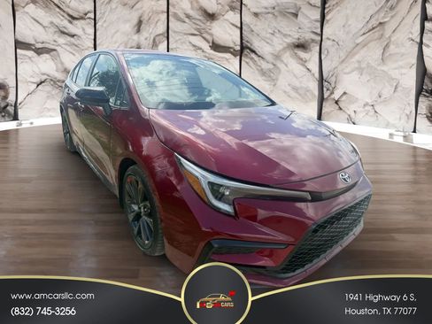 Used 2023 Toyota Corolla SE FWD image 2