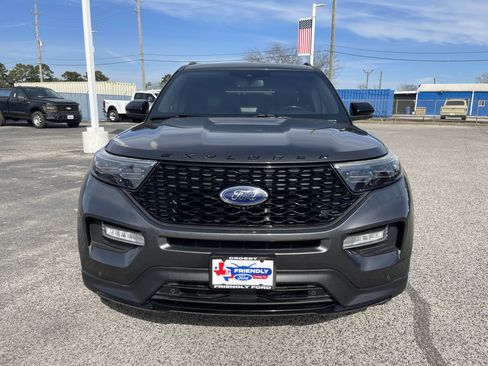Used 2020 Ford Explorer ST w/ ST Street Pack image 8
