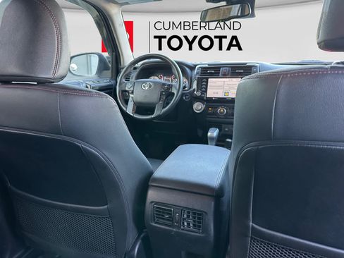 Used 2020 Toyota 4Runner TRD Off-Road Premium w/ Moonroof Package AWD/4WD image 18