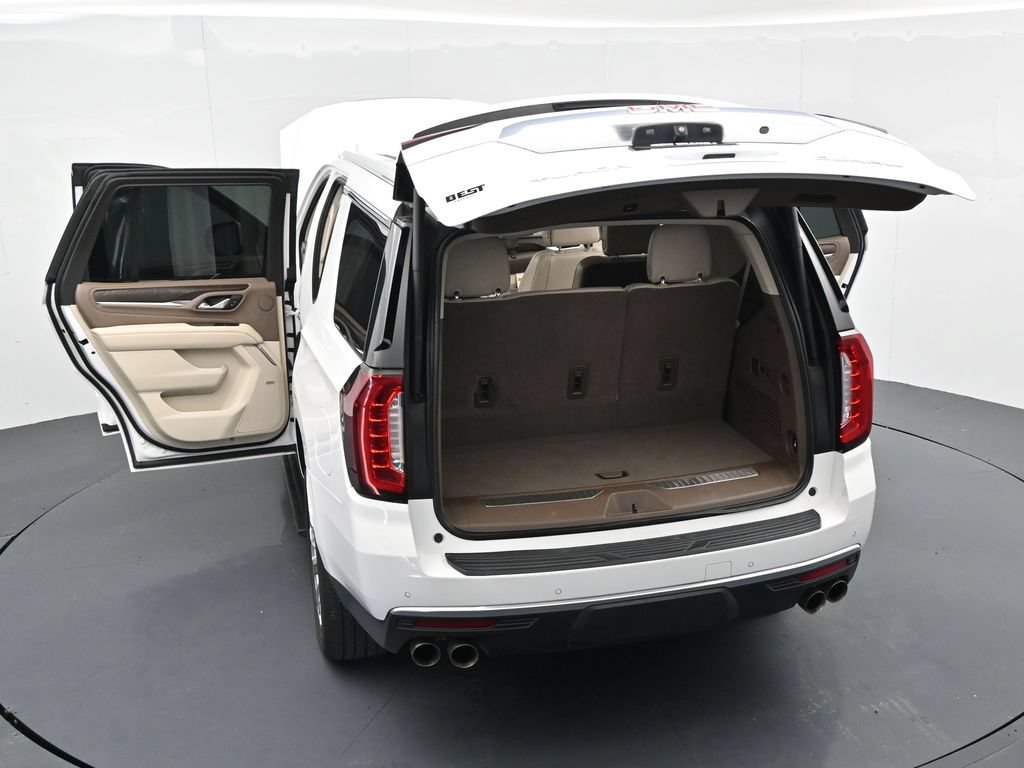 Used 2023 GMC Yukon Denali RWD image 18