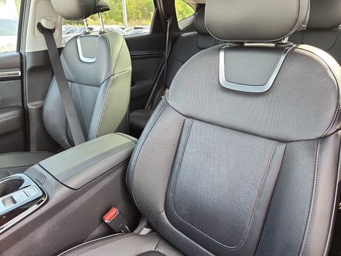 Used 2022 Hyundai Tucson Limited image 23