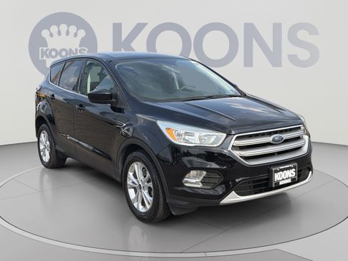 Used 2017 Ford Escape SE FWD image 10