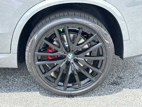 New 2026 BMW X5 xDrive40i w/ M Sport Package AWD/4WD image 12
