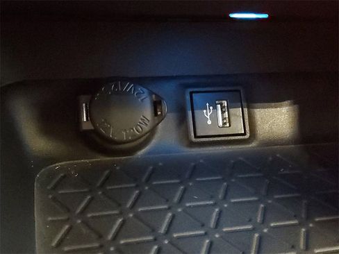 Used 2024 Toyota RAV4 XSE w/ Weather Package image 21