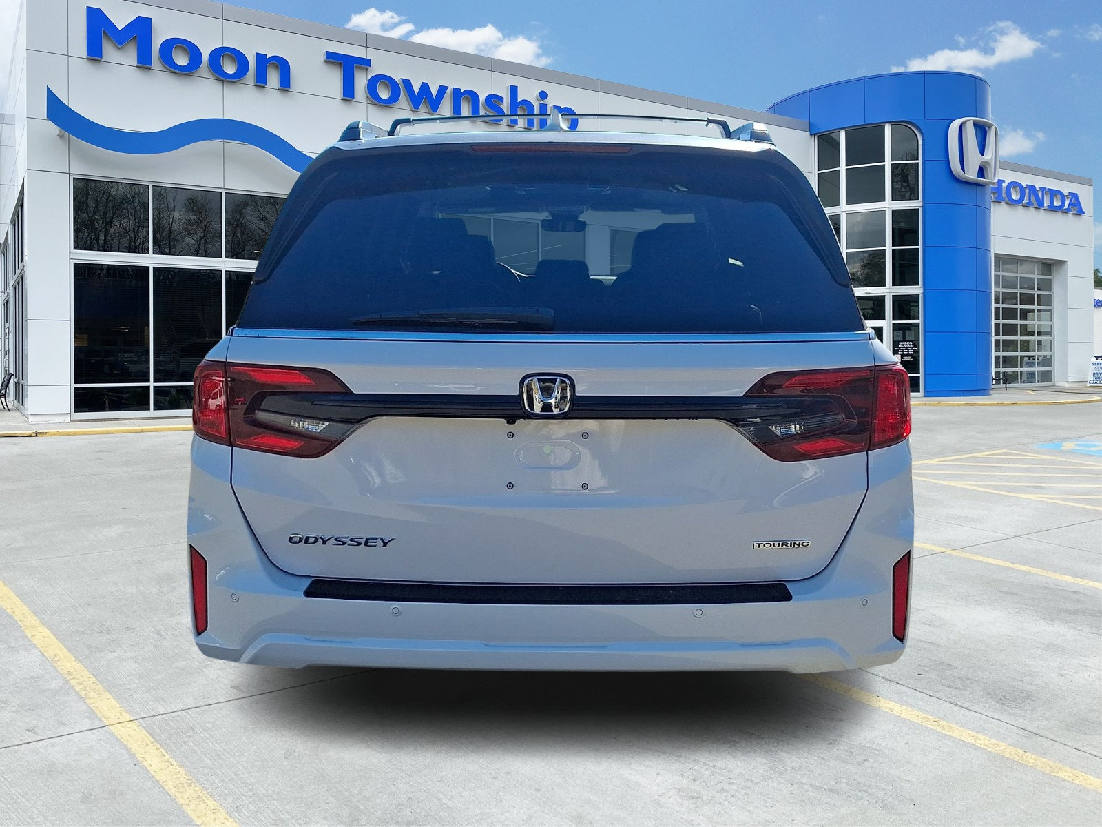 New 2027 Honda Odyssey Touring image 5