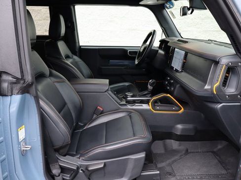 Used 2024 Ford Bronco Badlands w/ Sasquatch Package image 35