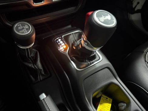 Used 2023 Jeep Wrangler Sahara w/ Cold Weather Group image 25