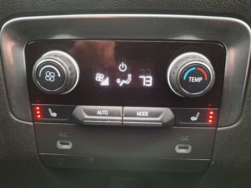 Used 2021 Chevrolet Tahoe High Country w/ Premium Package image 34