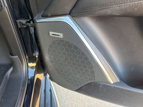 Used 2018 Cadillac Escalade Luxury image 55