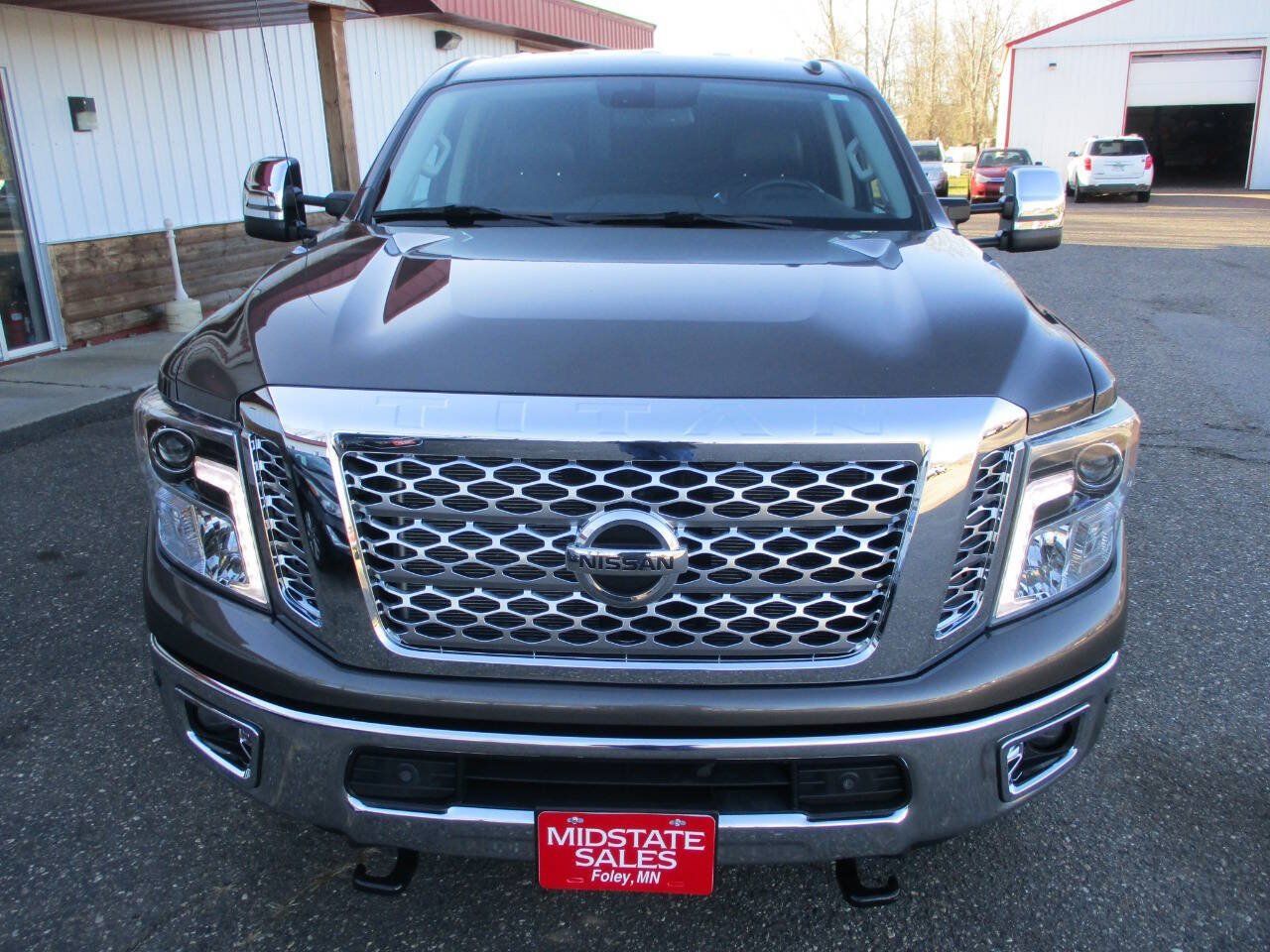 Used 2016 Nissan Titan SL AWD/4WD image 16