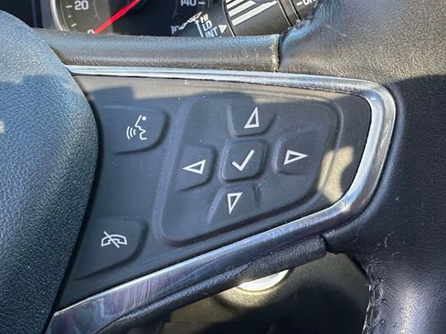 Used 2019 Chevrolet Equinox LT image 24