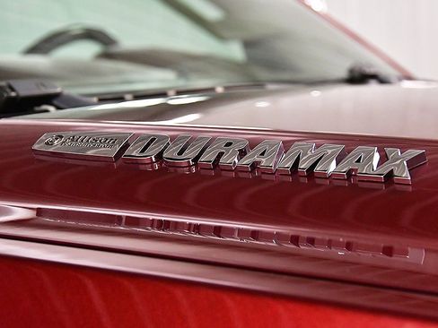 Used 2016 Chevrolet Silverado 3500 High Country w/ Duramax Plus Package image 9