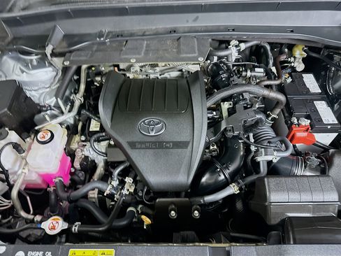 Used 2025 Toyota Grand Highlander FWD image 36