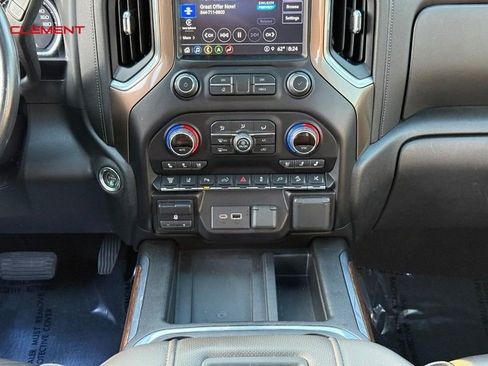 Used 2021 Chevrolet Silverado 2500 High Country w/ Z71 Off-Road Package image 22