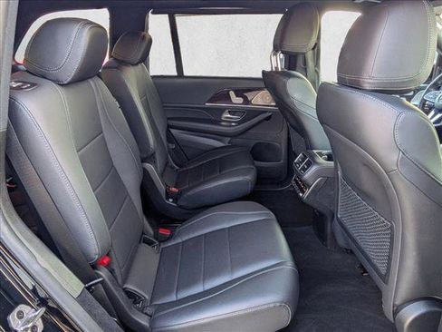 Used 2021 Mercedes-Benz GLS 450 4MATIC image 21