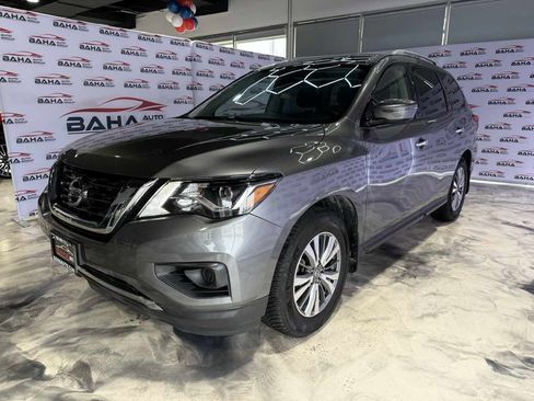 Used 2020 Nissan Pathfinder S image 42