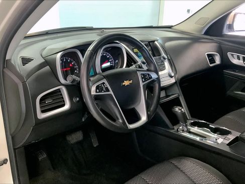 Used 2016 Chevrolet Equinox LT w/ Convenience Package image 2