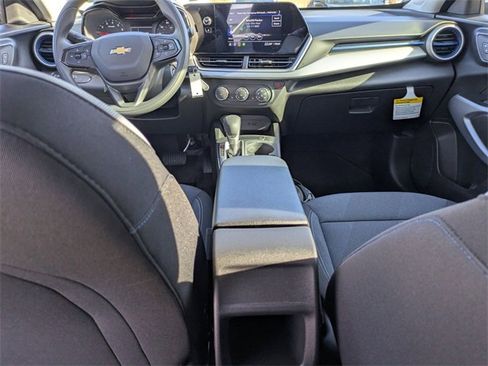 New 2026 Chevrolet Trax LS w/ LS Convenience Package image 24