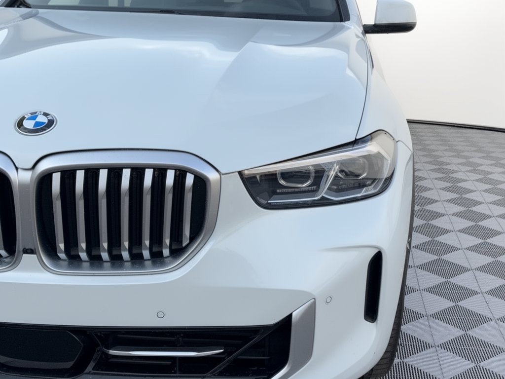 Certified 2025 BMW X5 sDrive40i w/ Premium Package RWD image 12