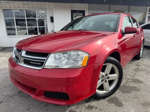 Used 2011 Dodge Avenger Mainstreet image 1