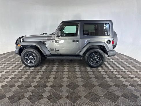 Used 2021 Jeep Wrangler Sport AWD/4WD image 4