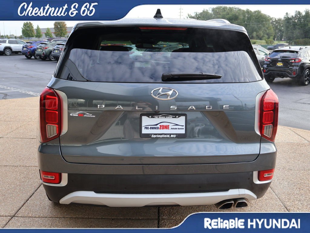 Used 2022 Hyundai Palisade SEL w/ Premium Package FWD image 5