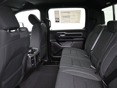 New 2026 RAM 1500 4x4 Crew Cab image 14