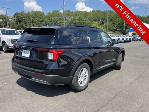 New 2025 Ford Explorer Active w/ Active Comfort Package image 3