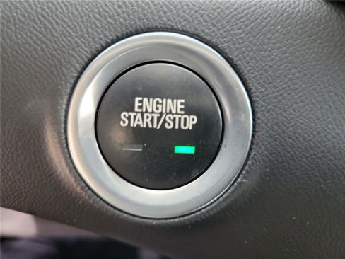 Used 2023 GMC Terrain SLE w/ Driver Convenience Package image 31