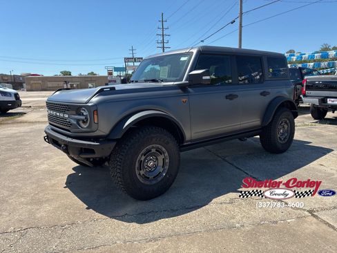 New 2025 Ford Bronco Badlands w/ Matte Film Protection Package AWD/4WD image 9