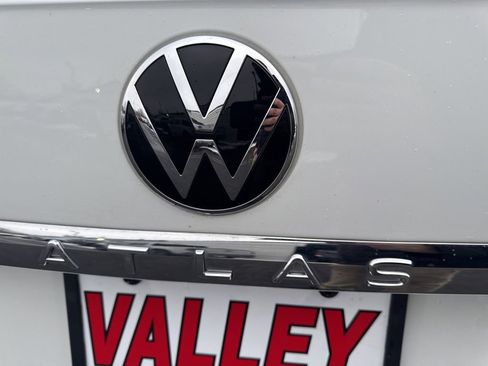 Used 2022 Volkswagen Atlas Cross Sport SE image 48