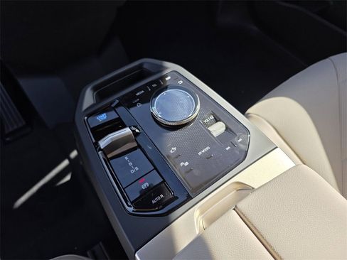 New 2026 BMW iX xDrive45 w/ Premium Package image 14